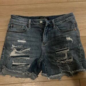 Judy Blue shorts - size medium